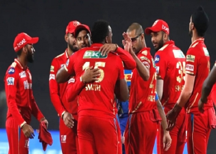 IPL 2022-MI Vs PBKS: पांच बार की चैंपियन मुंबई ने पांचवां मैच भी गंवाया, पंजाब ने 12 रन से हराया