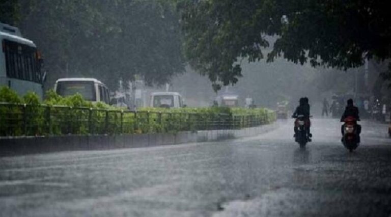 तपती गर्मी से बड़ी राहत: इन राज्यों में बदला मौसम का मिजाज, हुई जोरदार बारिश