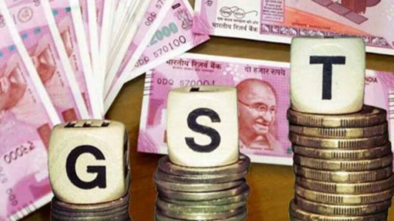 New GST Rate: नई जीएसटी दरें आज से लागू, जानें क्या हुआ सस्ता और क्या महंगा
