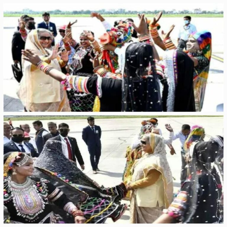 मेहमाननवाजी से हुईं खुश: एयरपोर्ट पर स्वागत करने आए कलाकारों के साथ बांग्लादेश की पीएम शेख हसीना ने भी किया डांस