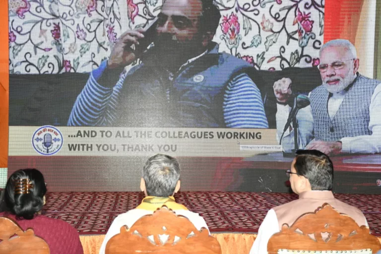 प्रदेशभर में सुना गया प्रधानमंत्री के ‘‘मन की बात’’ कार्यक्रम का 100 वां संस्करण, सीएम धामी  ने पीएम के वचनों को बताया प्रेरणादायी