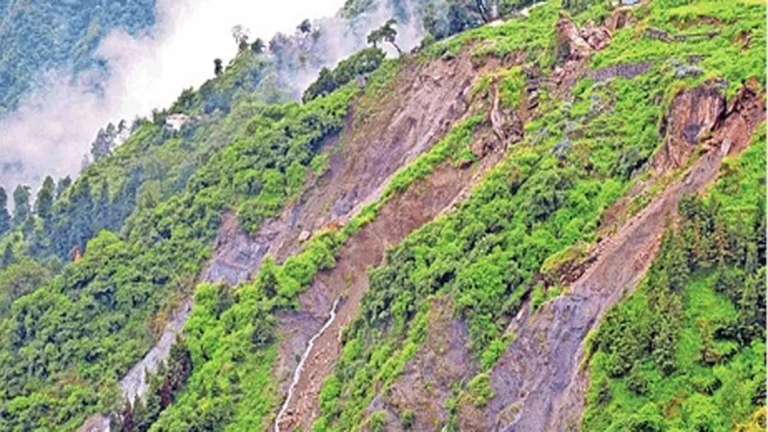 नैनीताल में खतरे ने दी दस्‍तक! सर्वे में सामने आए कई चौंकाने वाले तथ्‍य