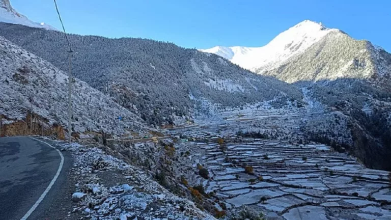 उत्तराखंड के पर्वतीय जिलों में बदले मौसम का दिखा असर,हवा ने दिलाई ठंडक