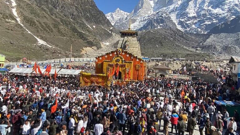 इस साल चारधाम यात्रा में तीर्थयात्रियों में उत्साह, सबसे ज्यादा तीर्थयात्री पहुंचे केदारनाथ, आंकड़ा छह लाख पार