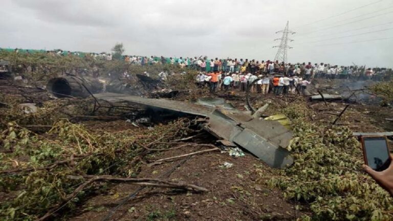 भारतीय वायुसेना का सुखोई लड़ाकू विमान महाराष्ट्र के नासिक में दुर्घटनाग्रस्त
