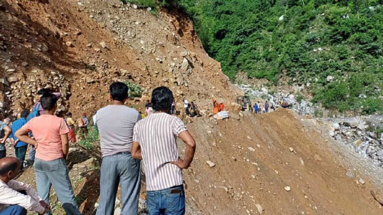 उत्तराखंड: बागेश्वर में भारी बारिश का यलो अलर्ट, यमुनोत्री हाईवे बारिश के चलते बंद